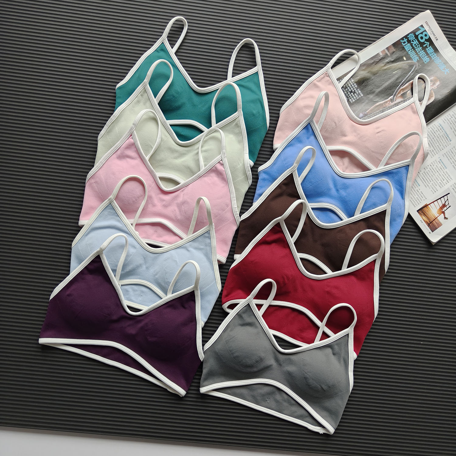 Contrast Color Women's Seamles - Crop Top Crochet avaliação e preço